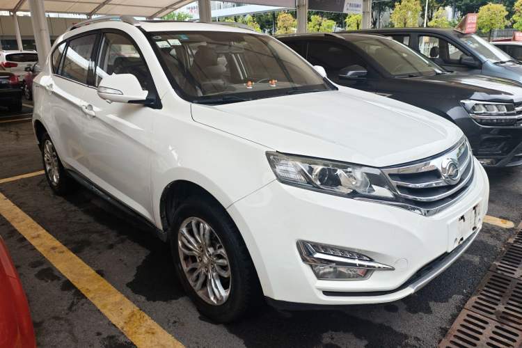 Used Land X5 2016 Plus 1.5T CVT Leading Edition Front Right 45 Deg