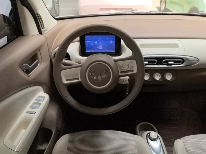 Used Wuling Hongguang MINIEV 2025 Four-Door Version Advanced Edition — 10