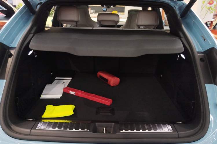 Used Porsche Macan 2024 Macan Long Range Edition