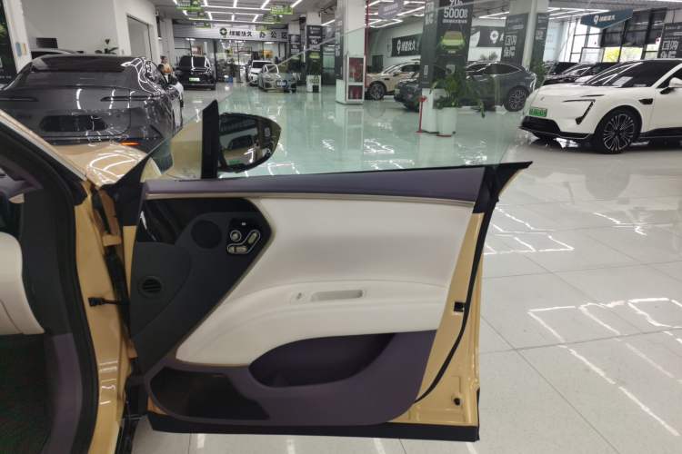 Used Avatr 11 2024 700 Three-Laser Four-Wheel Drive Recommended Version