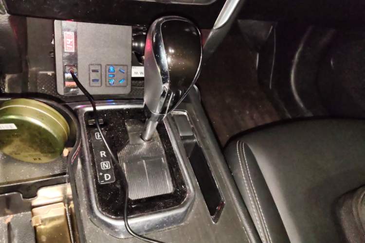 Used Venucia T90 2018 2.0L CVT Smart Connect Luxury Edition China V Standard