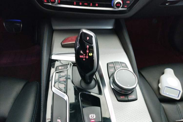 Used BMW 5 Series 2018 525i M Sport Package
