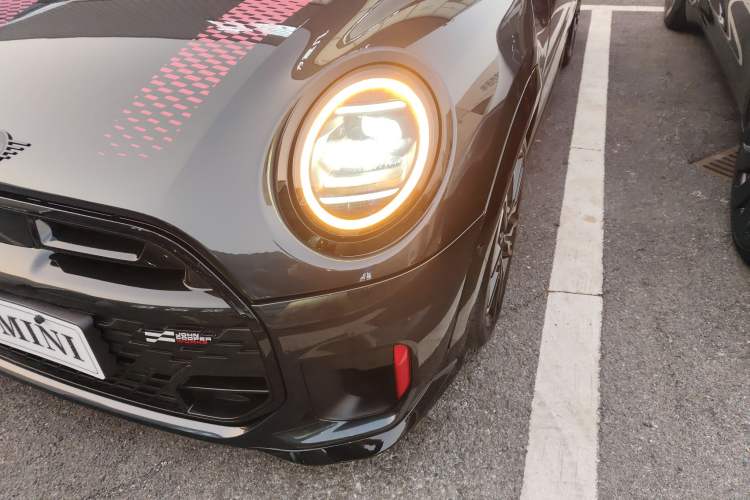 Used MINI JCW 2025 JOHN COOPER WORKS
