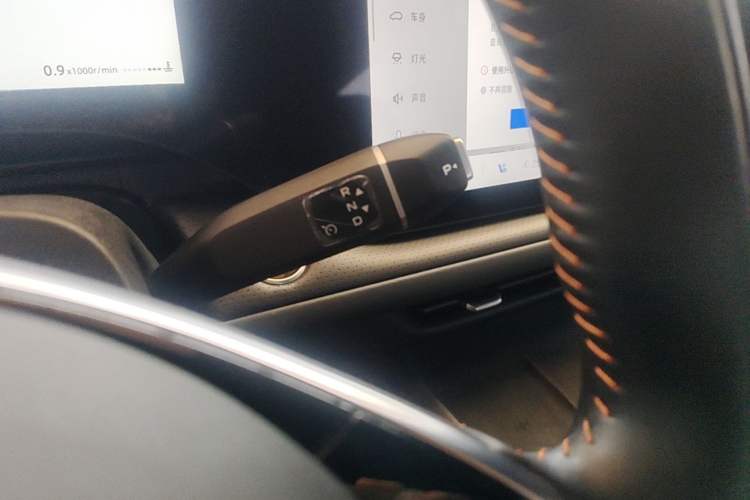 Used CHANGAN CS75 PLUS 2025 4th Generation UItra 2.0T New Blue Whale – Smart & Powerful Version