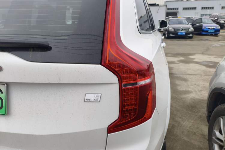 Used Volvo XC90 New Energy 2021 E-Drive Hybrid T8 Luxury Flagship 7-Seater
