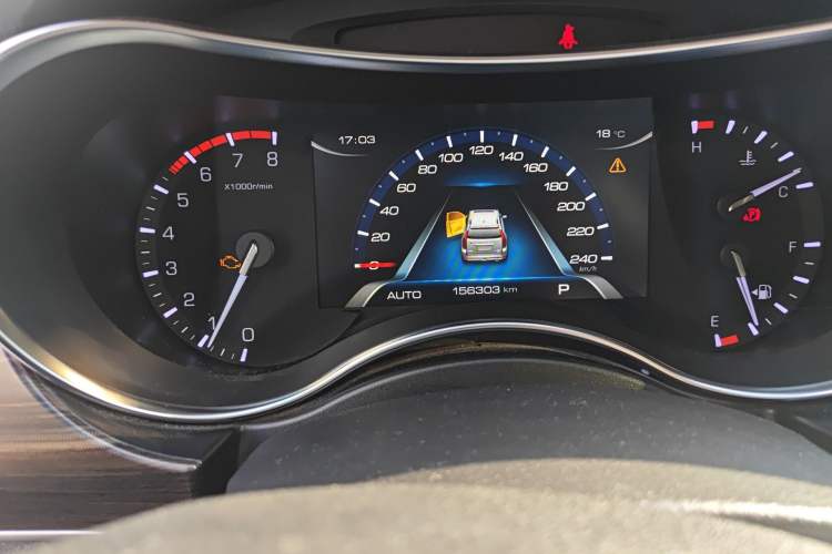 Used Haval H9 2017 2.0T Gasoline 4x4 Comfort Edition 5 Seats Odometer Close Up