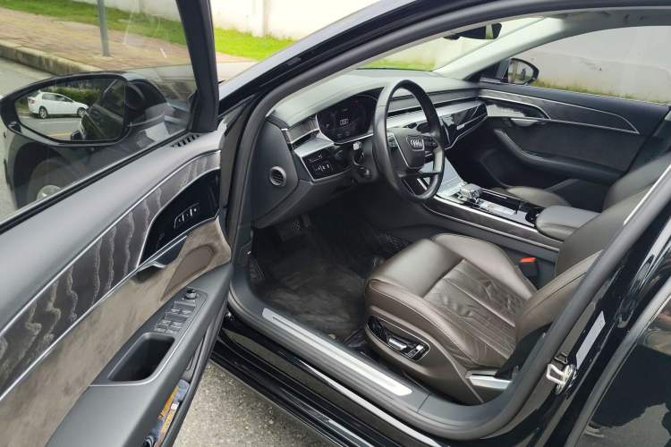 Used Audi A8 2019 Facelifted Plus A8L 50 TFSI quattro Comfort Version