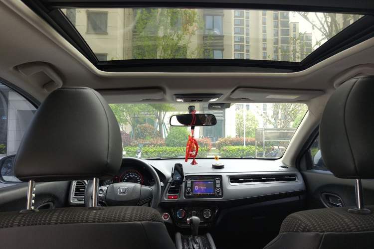 Used Honda Vezel 2017 1.8L CVT Front-Wheel Drive Pioneer Edition Headliner