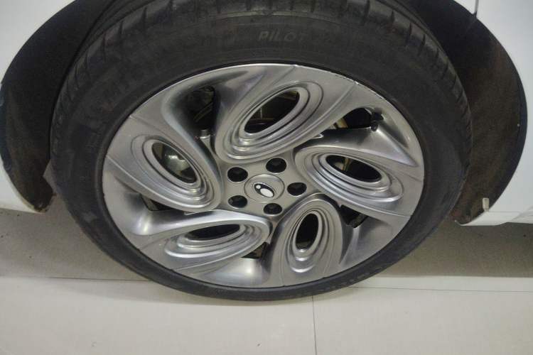 Used ORA Lightning Cat 2022 555 km Luxury Edition Exterior 5