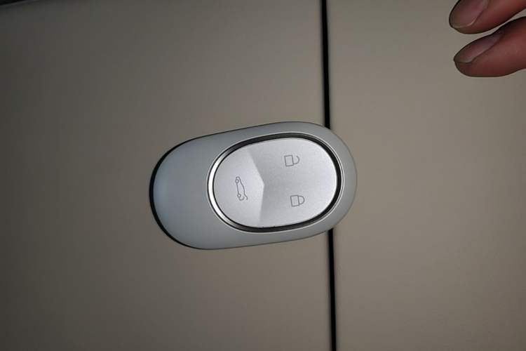 Used Nio ES6 2024 75 kWh