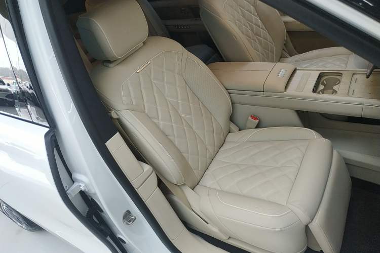 Used Nio ES8 2026 Model 6-seat Executive Signature Edition