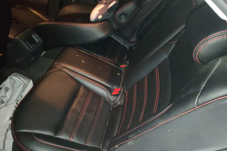 Used Volkswagen Lamando 2015 230TSI DSG Fashion Edition Left Rear Seat