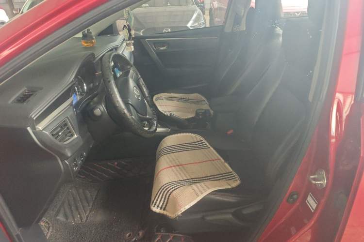 Used Toyota Levin 2017 Revised Version 185T CVT Elite Edition China VI Standard
