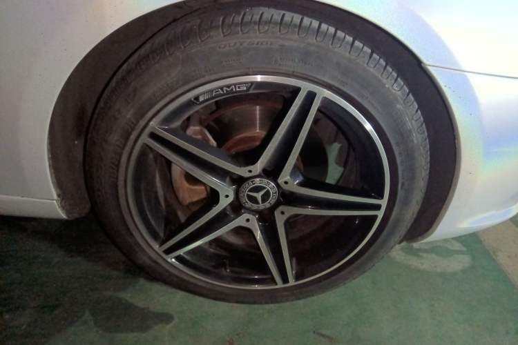 Used Mercedes-Benz SLK-Class 2011 SLK 200 Fashion Model
