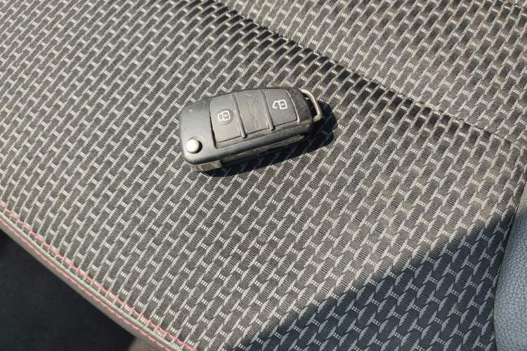 Used Chery Tiggo 3 2016 1.6L Manual ZhiShang Edition
