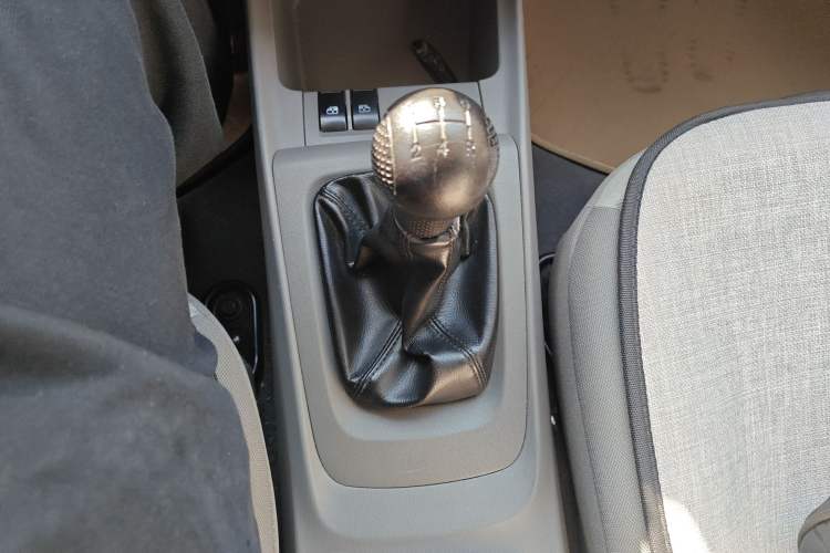 Used Chevrolet Sail 2010 Hatchback 1.2L Manual Ideal Edition
