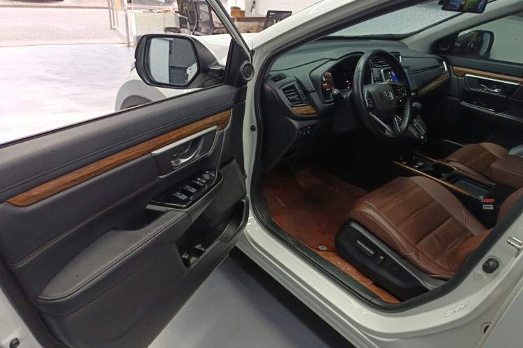 Used Honda CR-V 2021 240TURBO CVT 2WD Fashion Edition