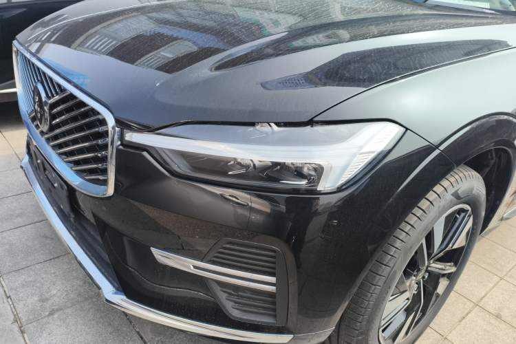 Used Volvo XC60 2026 B5 4x4 Smart Luxury Edition
