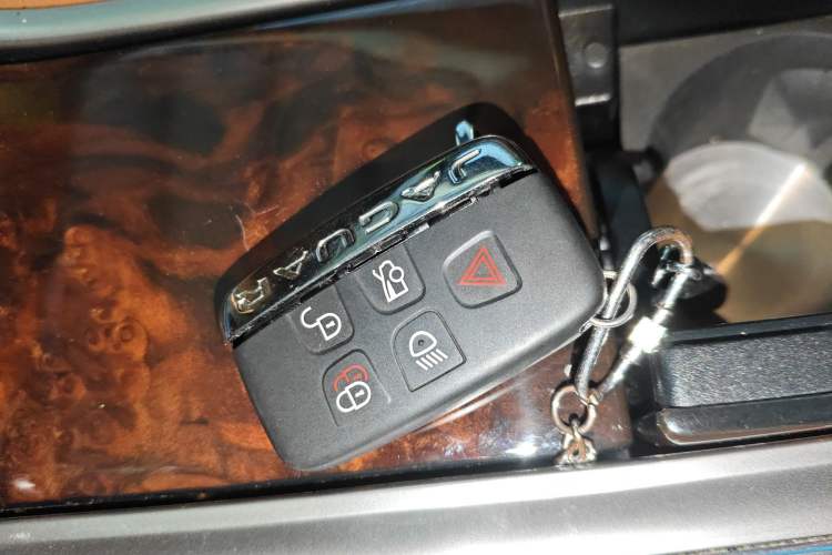 Used Jaguar XF 2015 XF 2.0T Luxury Edition