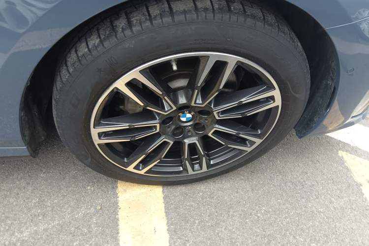 Used BMW 5 Series 2024 530Li Leading Model M Sport Package