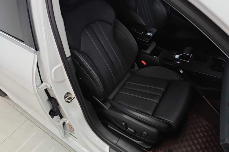 Used Audi A4L 2022 40 TFSI Fashion Dynamic Model