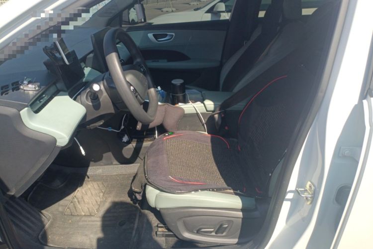 Used Roewe D6 2025 450km Deluxe Edition
