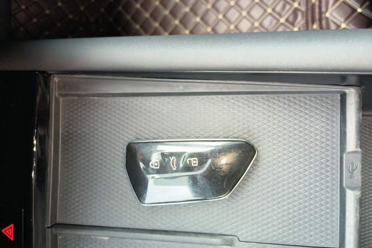 Used Volkswagen ID.UNYX 2024 Pro Long-Range Version