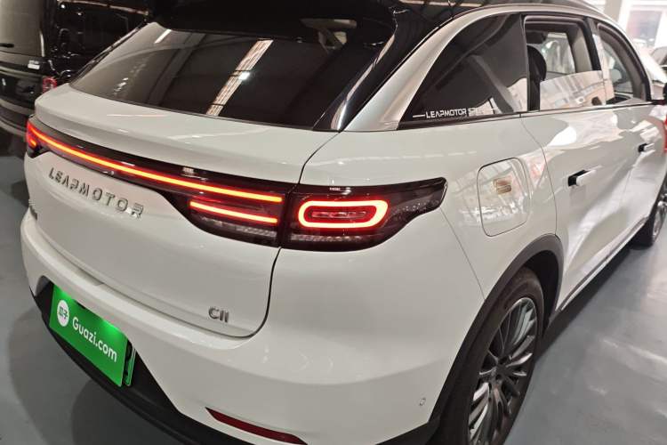 Used Leapmotor C11 2024 All-Electric 580 Luxury Edition Right Rear Taillight