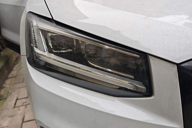 Used Audi Q2L 2020 35 TFSI Fashion Dynamic Model
