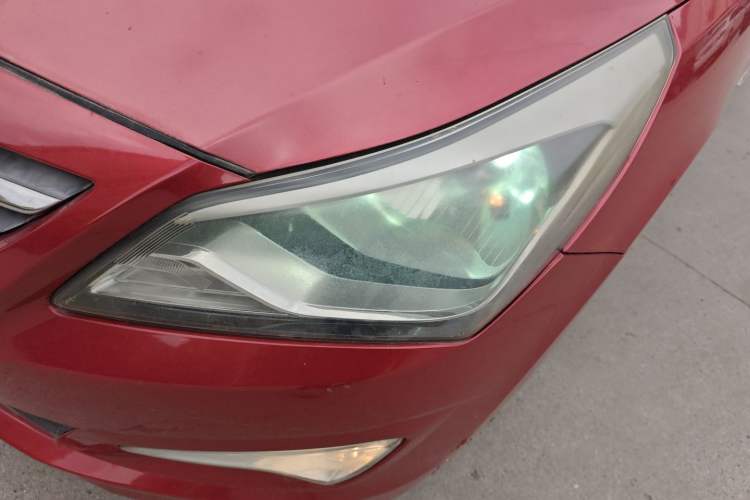 Used Hyundai Verna (older generation) 2014 1.4L Manual Smart GLS Trim
