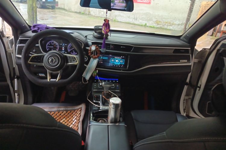 Used Dongfeng Fengon ix5 2019 220TGDI CVT Zhiya Trim China VI Standard Center Console