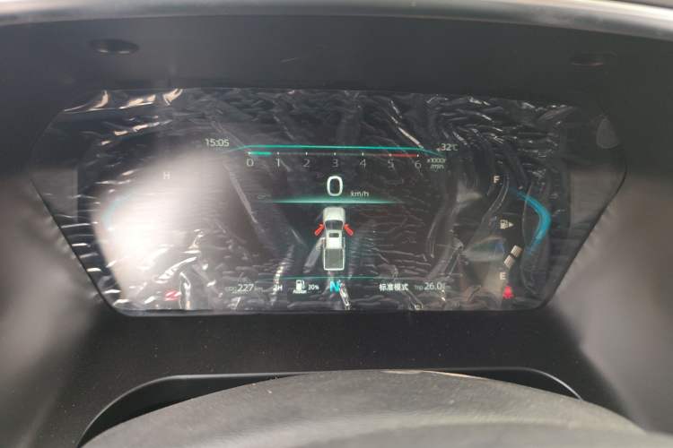 Used Sinotruk BOLDEN 2024 Commercial 2.0T Manual Diesel 4x4 Long Wheelbase Youth Edition
