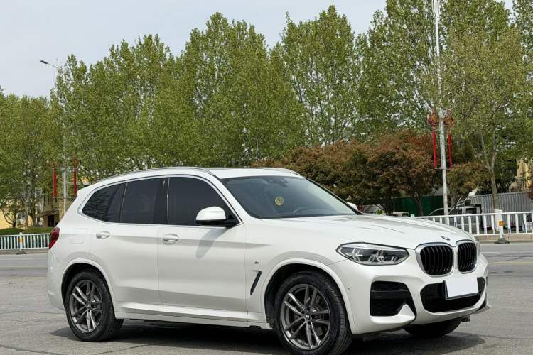 Used BMW X3 2021 xDrive25i M Sport Package Front Right 45 Deg