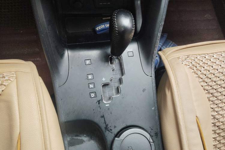 Used Hyundai ix35 2015 2.0L Automatic 2WD Smart Version China V Standard Gear Lever