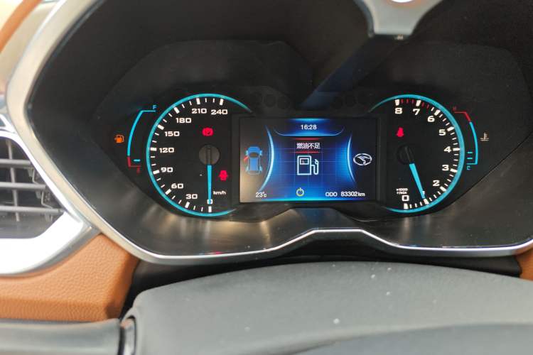 Used Soueast DX7 2016 1.5T Manual Triumph Edition
