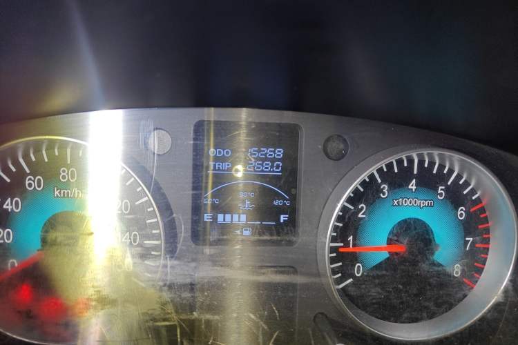 Used Jinbei Gold Hiace 2021 1.5L Passenger Vehicle Engineering Lion 6 Seats
