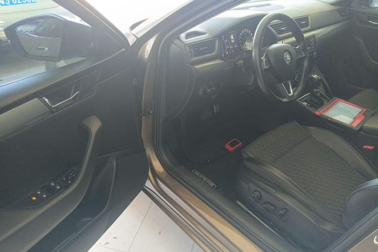 Used Skoda Superb 2016 TSI280 DSG Innovation Edition
