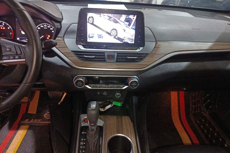 Used Nissan Teana 2021 2.0L XL Comfort Edition Audio And AC Panel