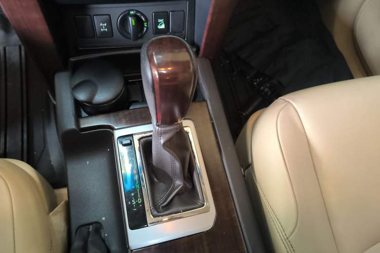 Used Toyota Prado 2014 4.0L Automatic TX-L
