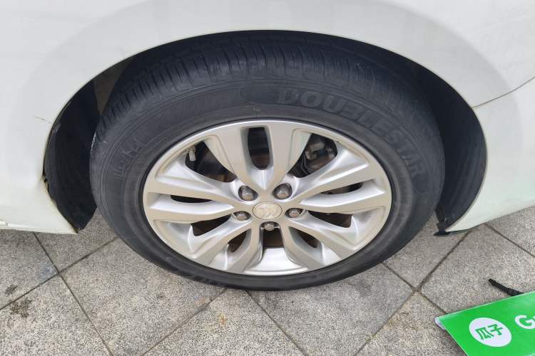 Used Buick GT 2019 15T Dual-Clutch Connected Elite Model China VI Right Front Wheel Hub