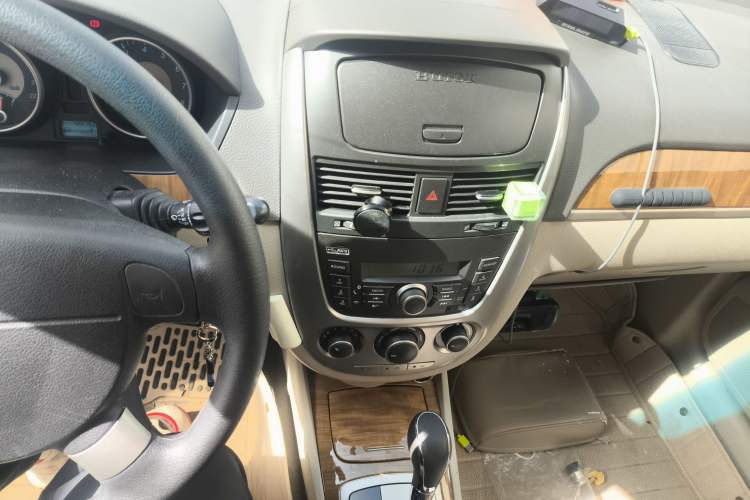 Used Buick Excelle 2015 1.5L Automatic Classic Model