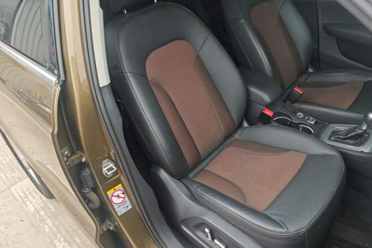 Used Audi Q3 2018 30th Anniversary Edition 30 TFSI Fashion Model Right Front Seat