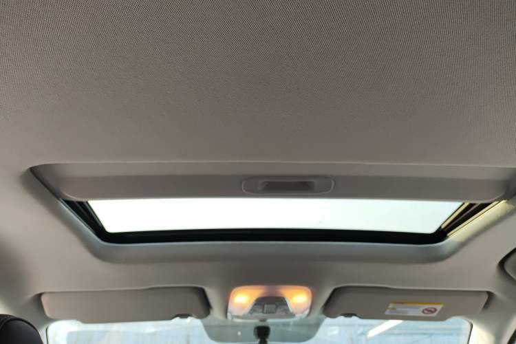 Used GAC Trumpchi GS3 2019 235T Automatic Elite Edition Headliner