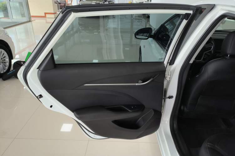 Used Buick Excelle GX 2018 18T Automatic Elite Model