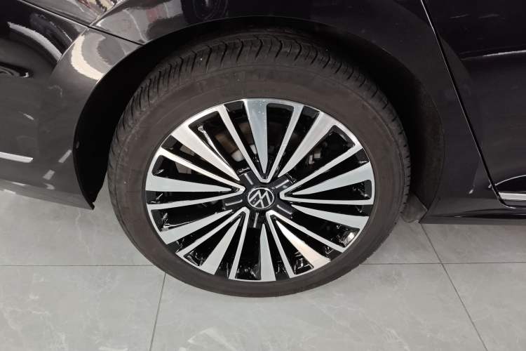 Used Volkswagen Passat 2021 330TSI Luxury Edition
