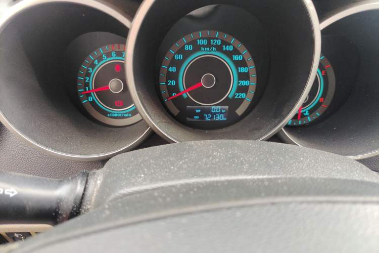 Used Changan Eado 2013 1.6L Manual Luxury Model China V Standard