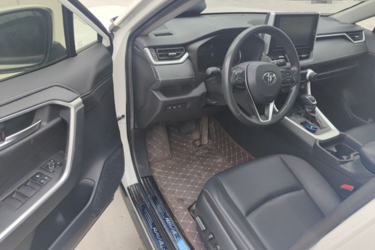 Used Toyota RAV4 2020 2.0L CVT Two-Wheel Drive Fashion PLUS Edition