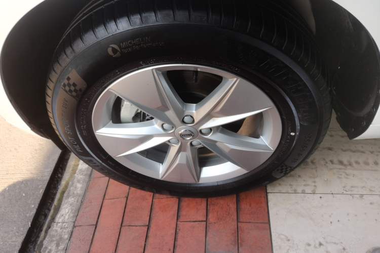 Used Volvo XC60 2022 B5 4x4 Zhiyi Luxury Edition