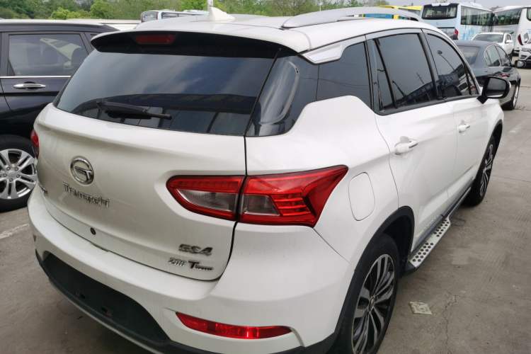 Used GAC Trumpchi GS4 2015 200T G-DCT Luxury Edition Rear Right 45 Deg