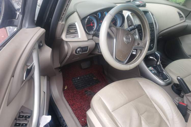 Used Buick GT 2012 GT 1.8L Automatic Fashionable Leather Edition